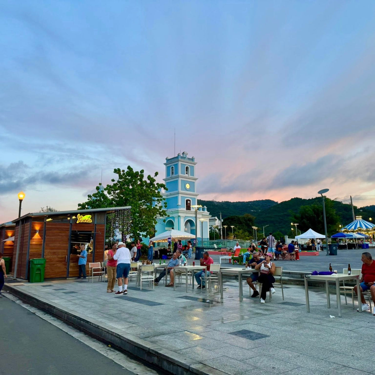 Reyando en Navidad: Caguas y Cayey