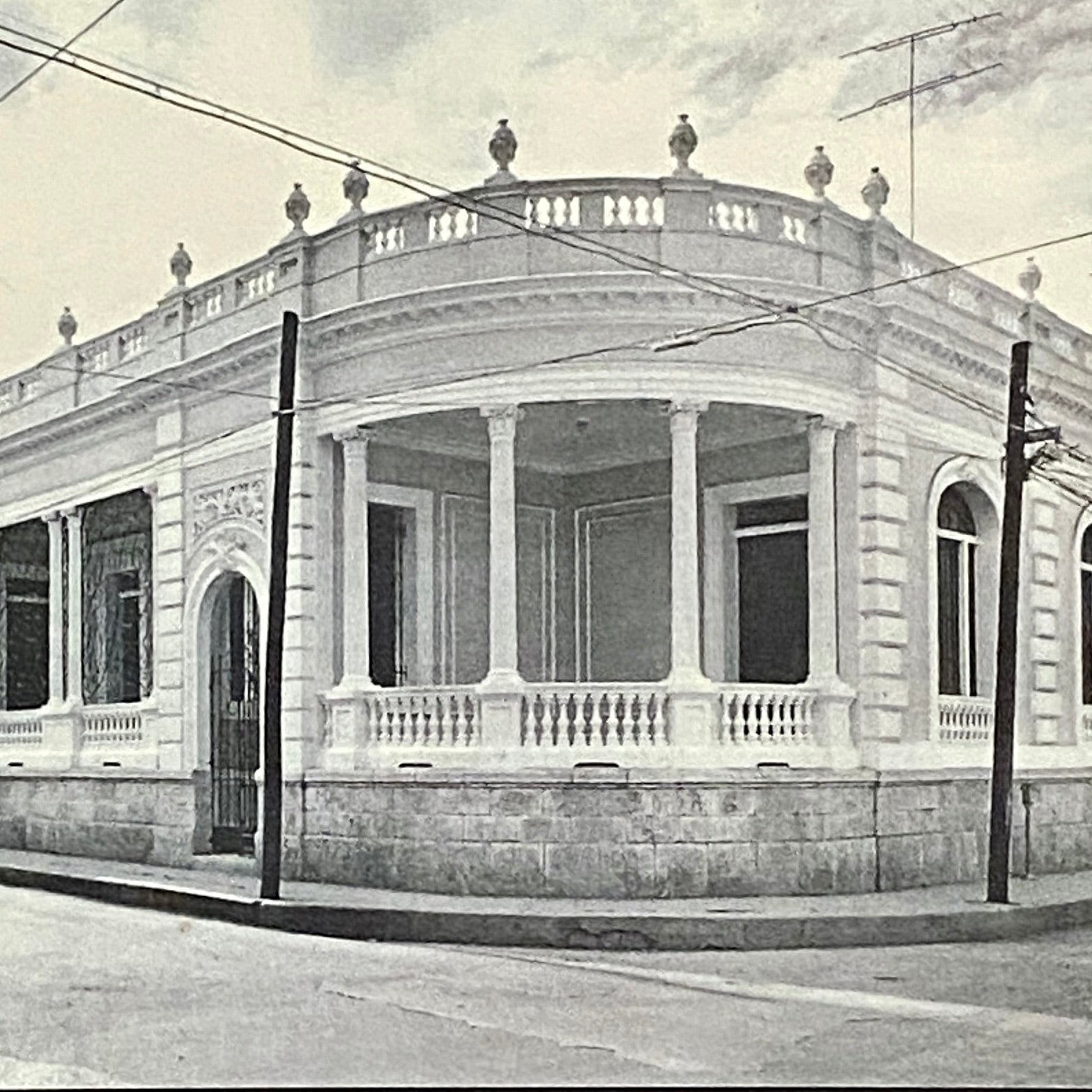Antigua residencia Font-Ubides en Ponce.