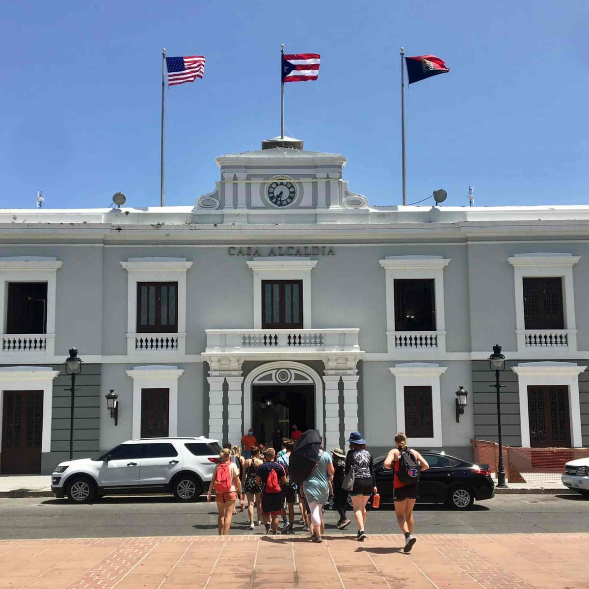 Recorrido por la Alcaldía de Ponce en el Ponce Walking Tour.